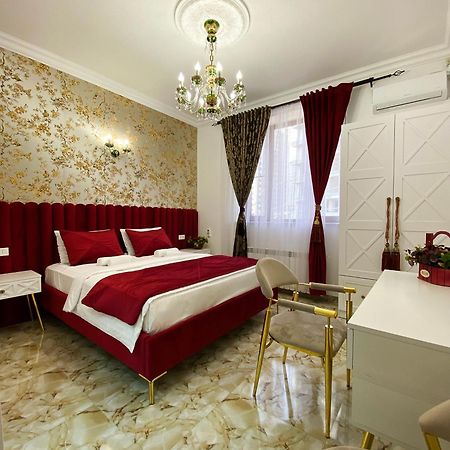 Shirbakyan Hostel Yerevan Bagian luar foto