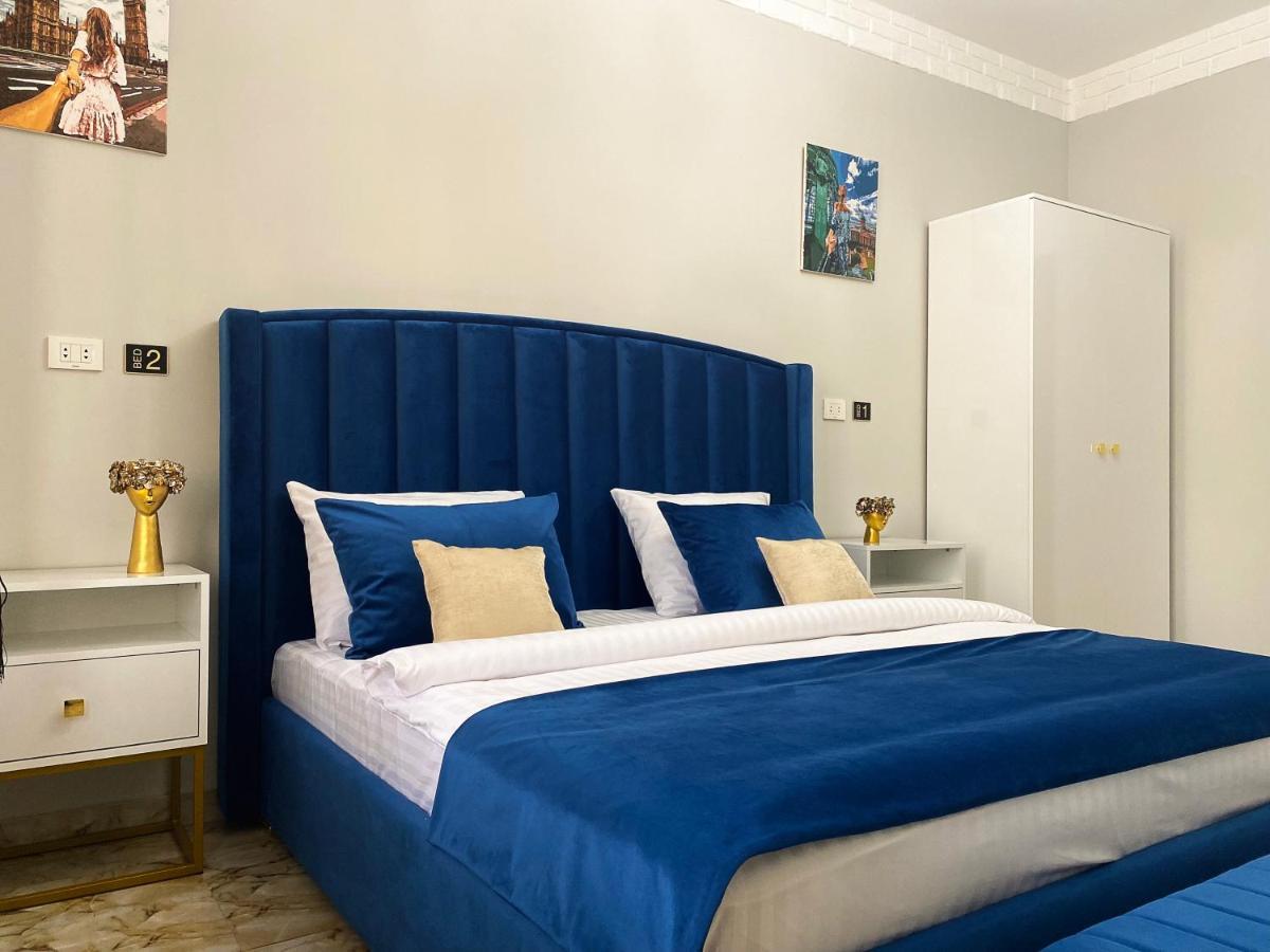 Shirbakyan Hostel Yerevan Bagian luar foto