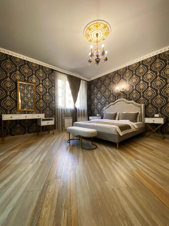 Shirbakyan Hostel Yerevan Bagian luar foto