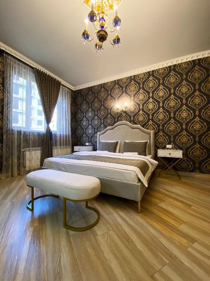 Shirbakyan Hostel Yerevan Bagian luar foto