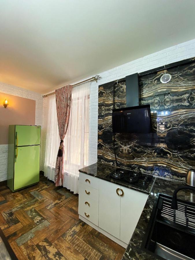 Shirbakyan Hostel Yerevan Bagian luar foto