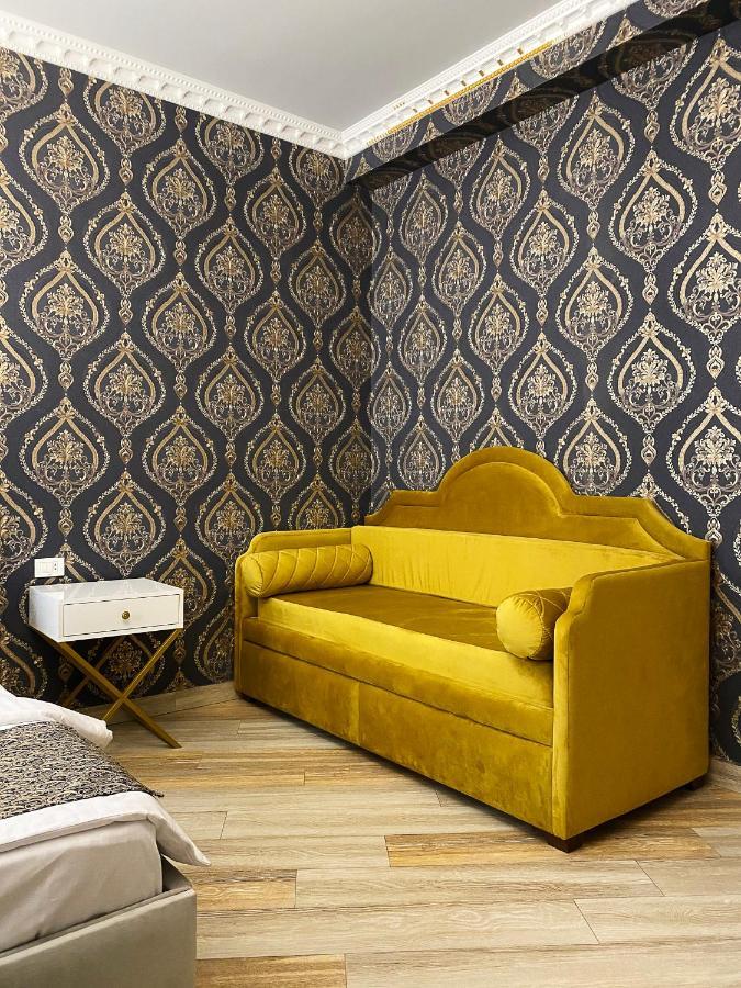 Shirbakyan Hostel Yerevan Bagian luar foto