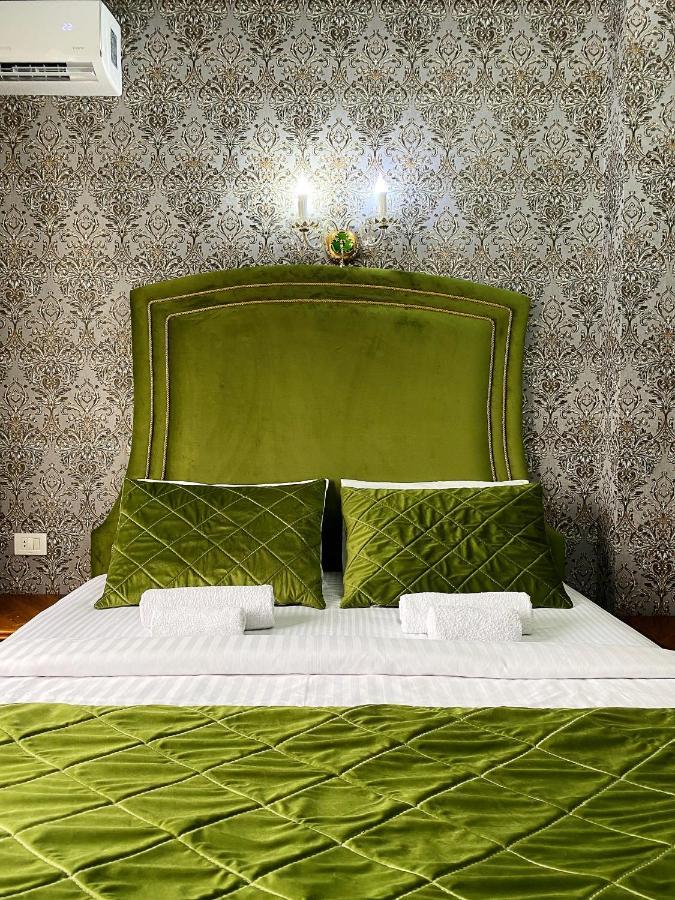 Shirbakyan Hostel Yerevan Bagian luar foto