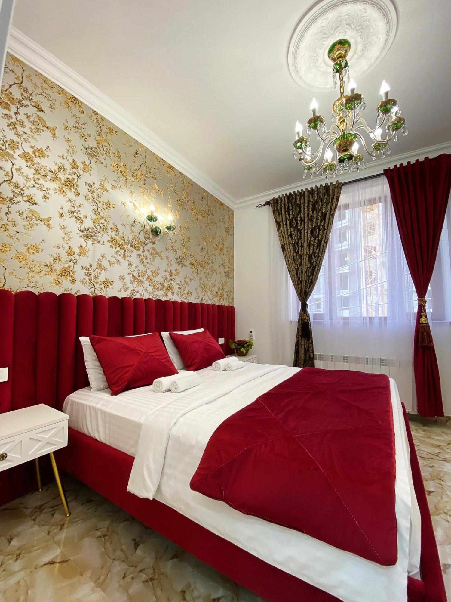 Shirbakyan Hostel Yerevan Bagian luar foto